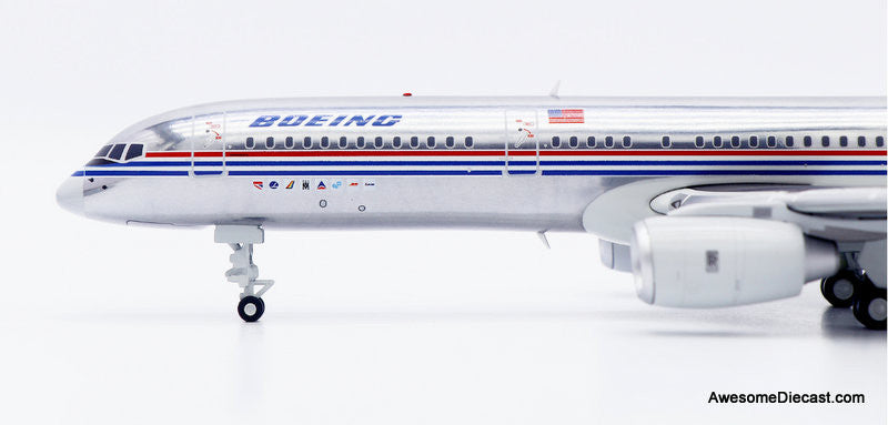 Boeing 757-200: Boeing House Colors (Reg #N505EA) 1:200 Diecast