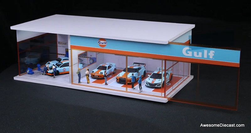 Gulf Showroom & Workshop w/Lighting 1:64 Diorama by MoreArt