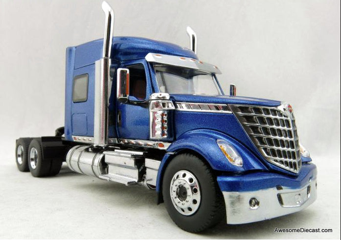 Diecast Masters 1:50 International LoneStar w/Sleeper Cab, Metallic Blue