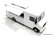 Grumman Olson Food Truck, White 1:64 Diecast Model Truck by American Diorama