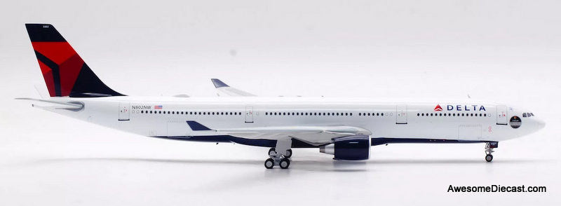 Airbus A330-323: Delta Air Lines (Reg #N802NW) w/Cirium Platinum Award Sticker 1:200 Diecast Model Plane by Inflight