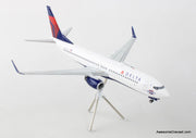 Gemini 200 1:200 Boeing 737-800: Delta Airlines (Reg#N3746H)- Atlanta Braves