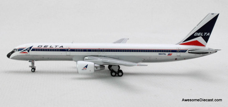 Gemini Jets 1:400 Boeing 757-200: Delta Airlines, Widget Livery (Reg #N607DL)