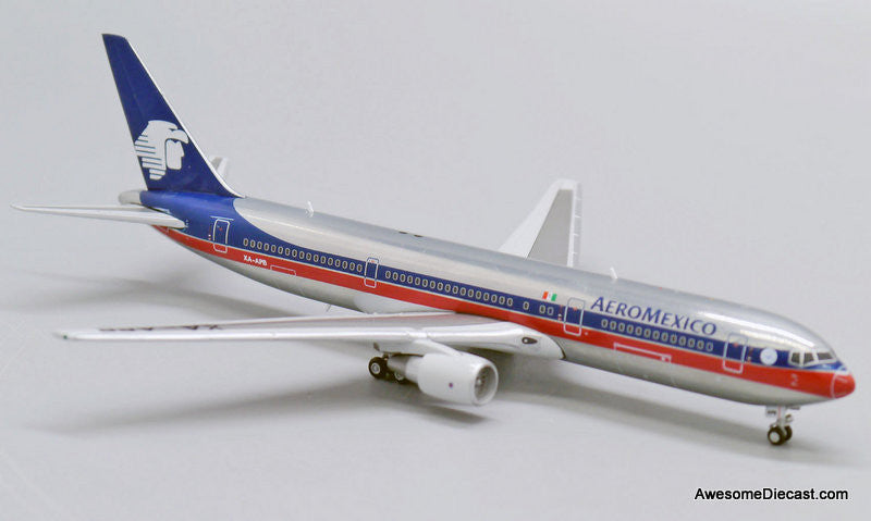 JC Wings 1:400 Boeing 767-300ER: AeroMexico (Reg #XA-RWX)