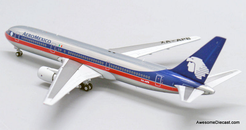 JC Wings 1:400 Boeing 767-300ER: AeroMexico (Reg #XA-RWX)