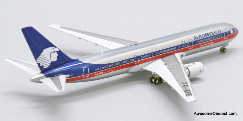 JC Wings 1:400 Boeing 767-300ER: AeroMexico (Reg #XA-RWX)