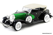 1934 Duesenberg, Black/Green 1:18 Diecast Model Car by Signature Models