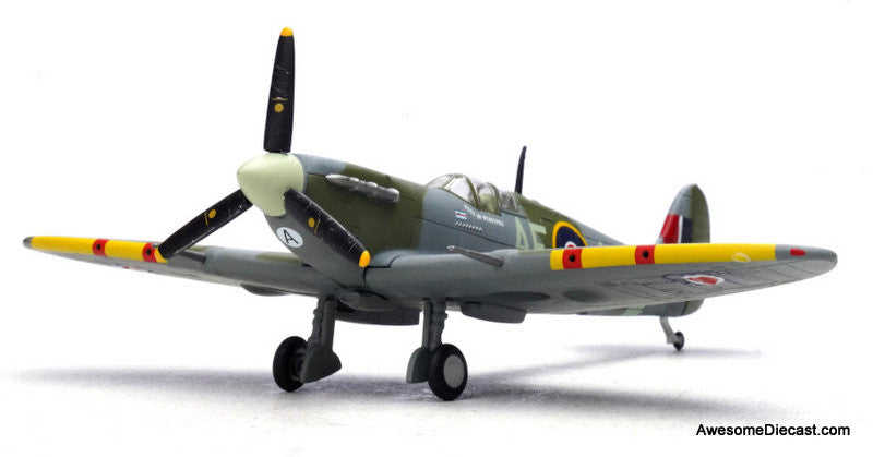 Supermarine Spitfire MkVb EP120/AE-A 402 Sqn RAF, City of Winnipeg, Flown by S/L Jeff Northcott D.S.O, D.F.C Duxford 1943 1:72 Diecast Model Plane by Legion Models