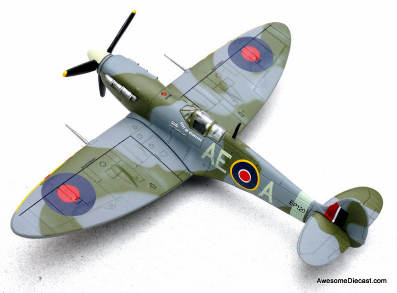 Supermarine Spitfire MkVb EP120/AE-A 402 Sqn RAF, City of Winnipeg, Flown by S/L Jeff Northcott D.S.O, D.F.C Duxford 1943 1:72 Diecast Model Plane by Legion Models