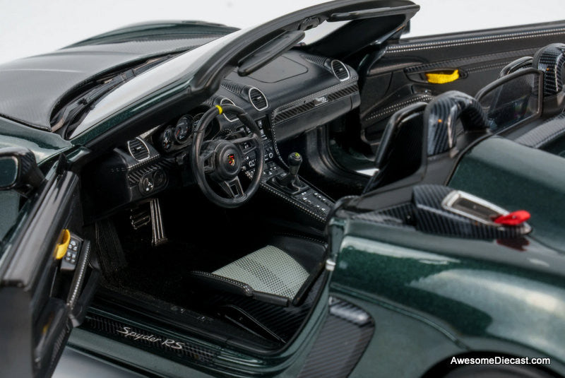 2023 Porsche 718 Spyder RS Weissach Package, Forest Green Metallic 1:18 Diecast Model Car by Norev