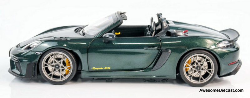 2023 Porsche 718 Spyder RS Weissach Package, Forest Green Metallic 1:18 Diecast Model Car by Norev