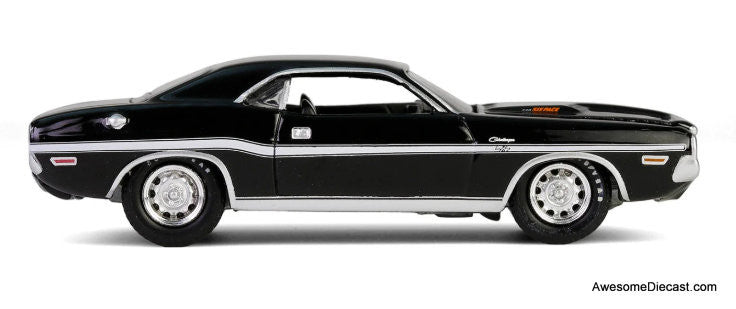1970 Dodge Challenger R/T 440, Black 1:64 Diecast Model Car by Greenlight
