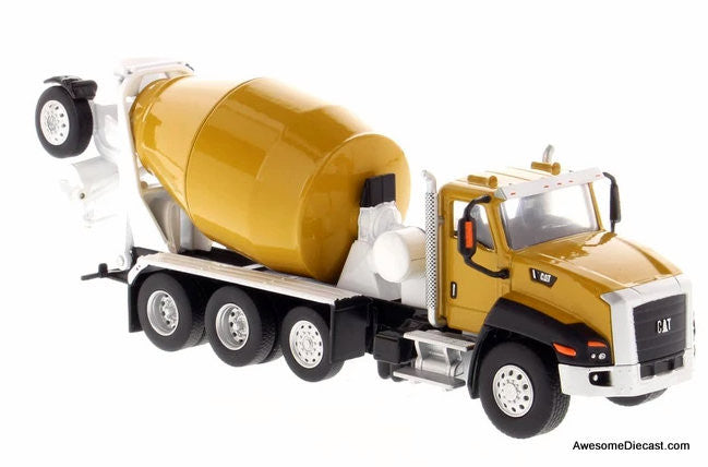 Diecast Masters 1:64 Cat CT660 Day Cab w/McNeilus Bridgemaster Concrete Mixer