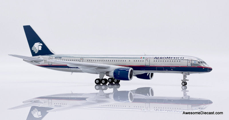 JC Wings 1:400 Boeing 757-200: AeroMexico (Reg #N301AM)