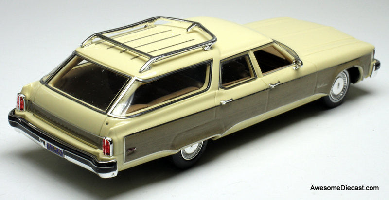 1976 Oldsmobile Custom Cruiser, Cream Gold 1:43 Resin Cast Model Car by Goldvarg Collection