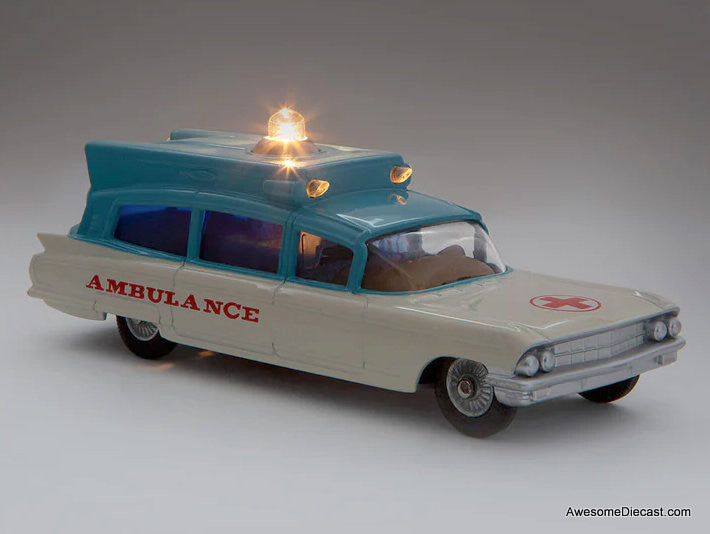 Corgi Re-Creation Superior Ambulance On Cadillac Chassis w/Working Lights
