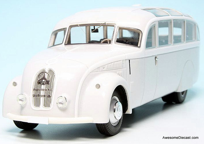 1935 Mercedes Benz LO 3100 Uerdingen Bus (Germany) 1:43 Resin Cast Model Bus by AutoCult