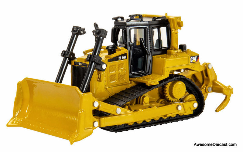 Diecast Masters 1:50 Caterpillar D8T Track Type Tractor with 8U