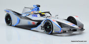 Minichamps 1:18 Formula E Season 5 #19 Venturi Formula E Team: Felipe Massa
