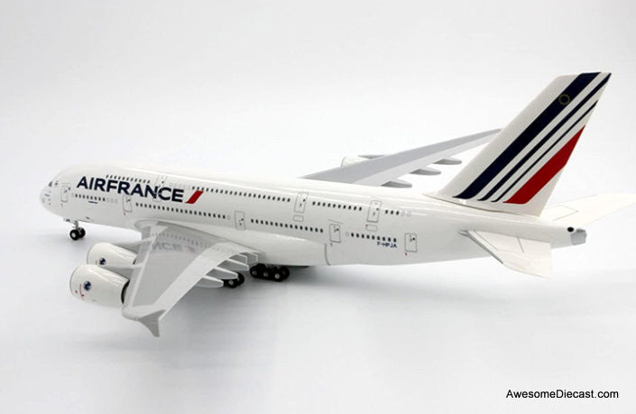 Airbus A380-300: Air France (Reg #F-HPJJ) 1:200 Diecast Model Plane by B Models