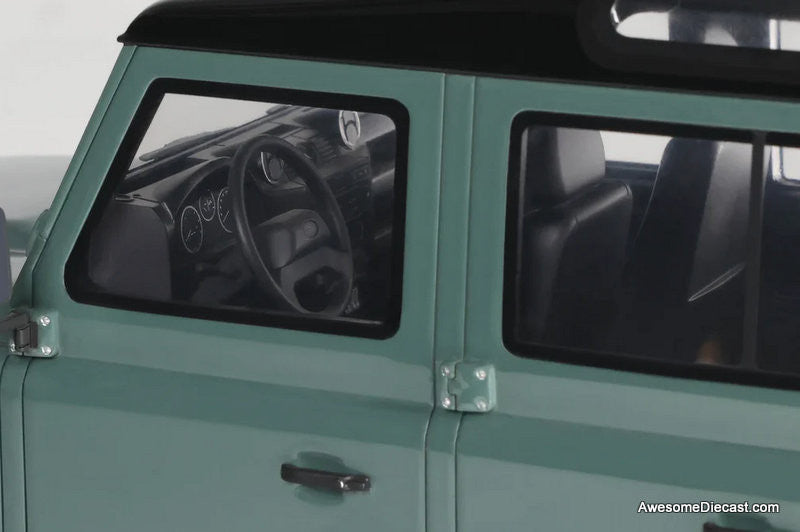2016 Land Rover Defender 3 Station Wagon, Green 1:18 Resin Cast Model Car by GT Spirit