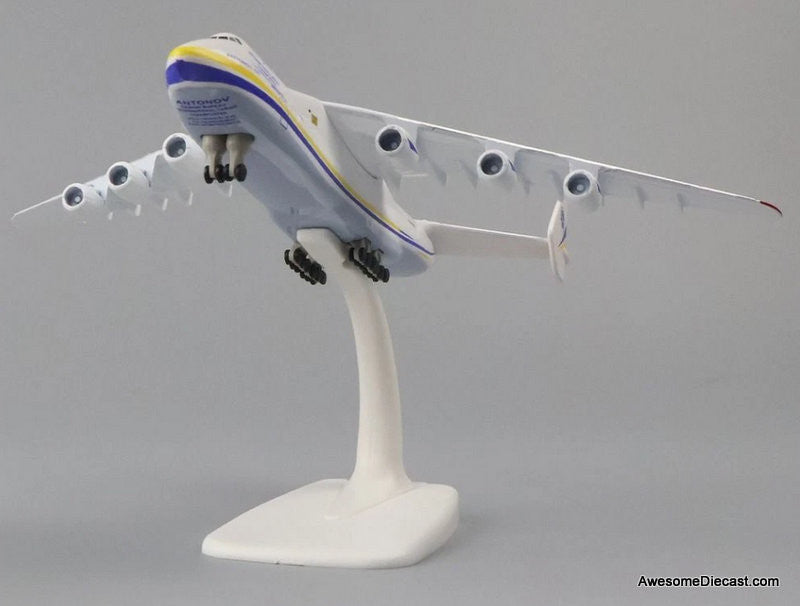 Antonov An-225 "Mriya" Cargo Plane 1:400 Diecast Model Plane by VAY