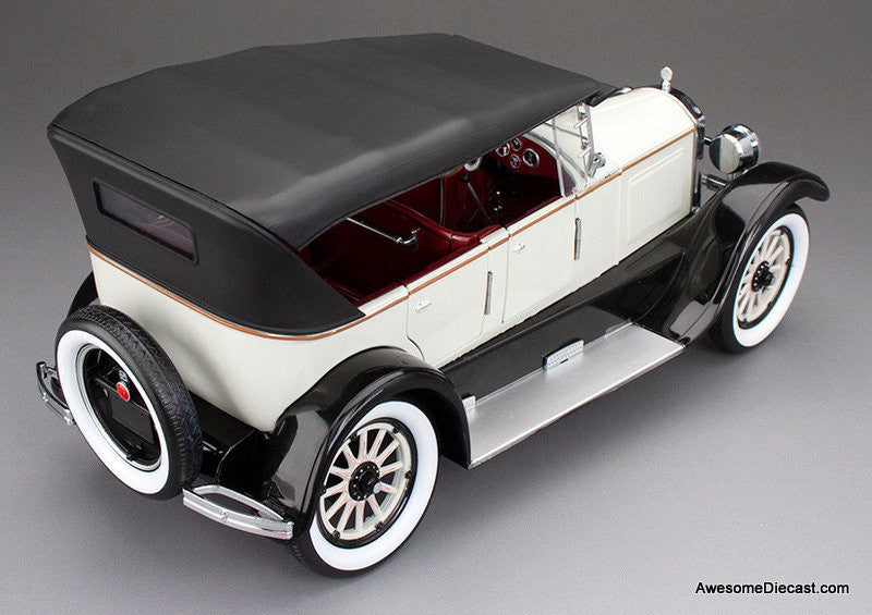 1925 Buick Model 25, Light Gray 1:18 Diecast model Car by Sun Star