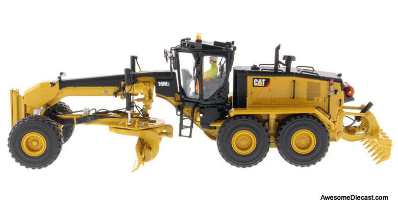 Diecast Masters 1:50 Caterpillar 16M3 Motor Grader