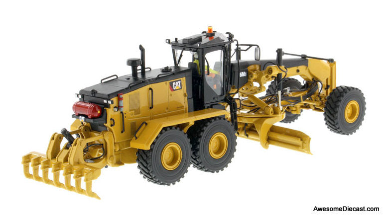 Diecast Masters 1:50 Caterpillar 16M3 Motor Grader