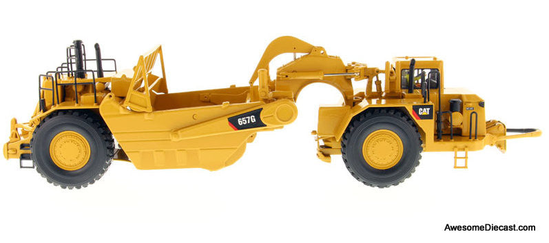 Diecast Masters 1:50 Caterpillar 657G Wheel Tractor Scraper