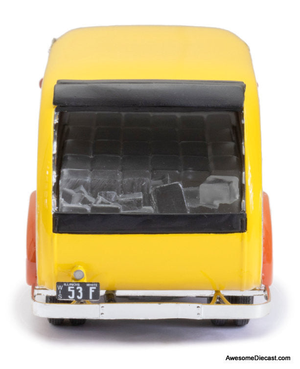 Esval Models 1:43 1938 International D-300: Oscar Mayer, Ice Delivery Van (Open Back)