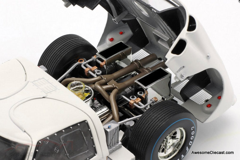 Shelby Collectibles 1:18 1966 Ford Gt-40 MK 11: Daytona 24 Hours Winner #98