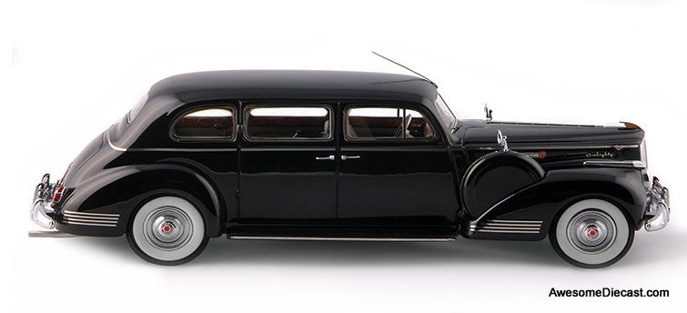 Esval Models 1:43 1941 Packard 180 7  Passenger Limousine, Black