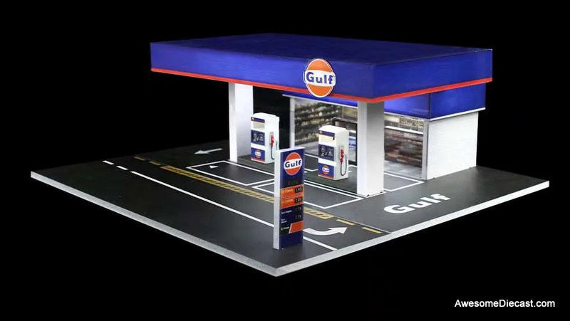 Gulf Gas Station w/Lighting 1:64 Diorama by MoreArt