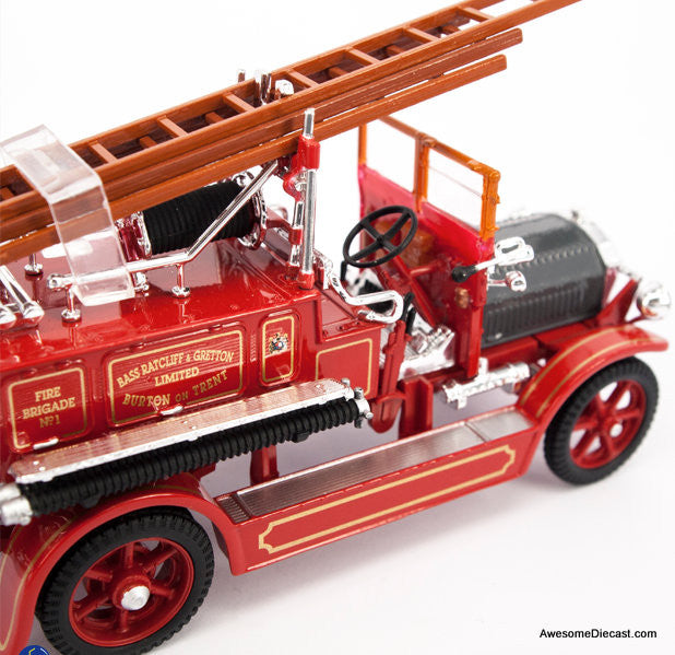 Road Signature 1:43 1921 Dennis N Type Fire Truck: Burton On Trent Fire Brigade