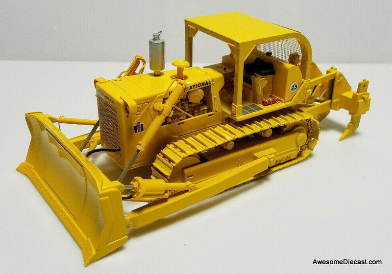 RARE!! First Gear 1:25 International TD-25 Crawler