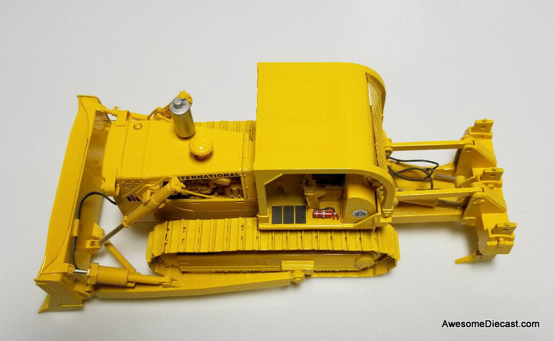 RARE!! First Gear 1:25 International TD-25 Crawler