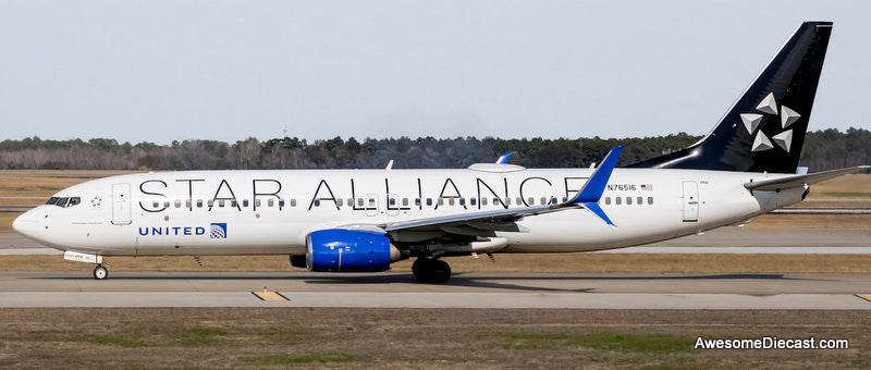 Boeing 737-800: Star Alliance/United Airlines (Reg #N76516) 1:400 Diecast Model Plane by Gemini Jets