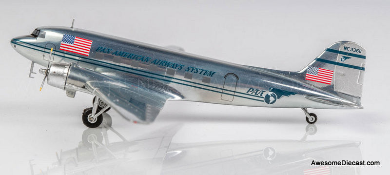 McDonnell Douglas DC-3: Pan American Airways (Reg #NC33611) 1:200 Diecast Model Plane by Gemini 200