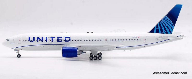 Boeing 777-200: United Airlines (Reg # N209UA) 1:200 Diecast Model Plane by Inflight