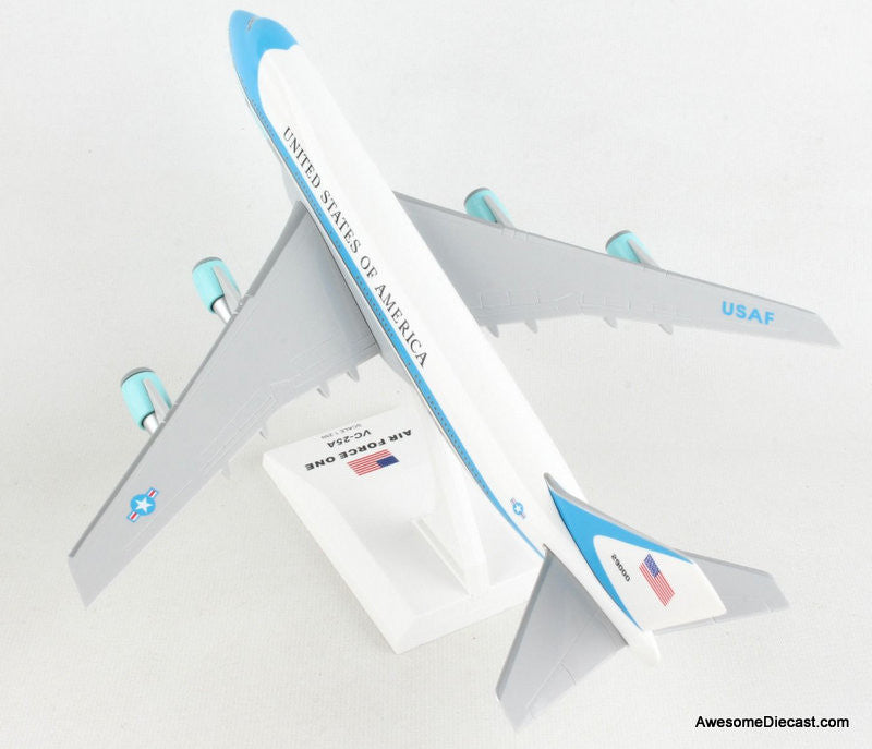Boeing VC-25 747-200 United States of America: Air Force One 1:250 ABS Plastic Model Plane by Sky Marks
