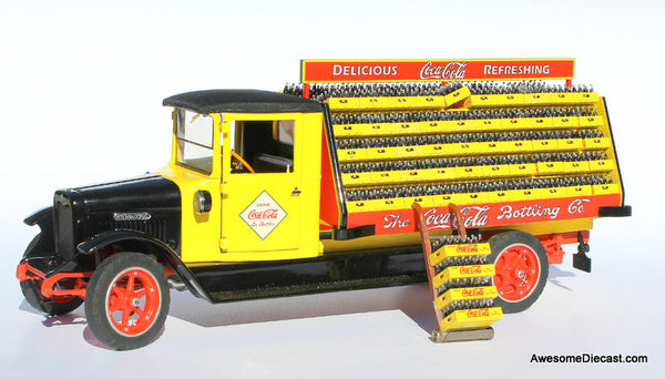 Danbury Mint 1:24 1928 International SL-36 Delivery Truck: Coca