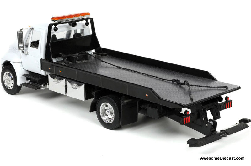 Jada 1:24 International DuraStar 4400 Role Back Flatbed, White