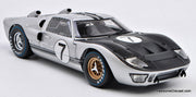 Shelby Collectibles 1:18 1966 Ford GT-40 Mk 11 #7, Silver: 1966 24 Hours Le Mans