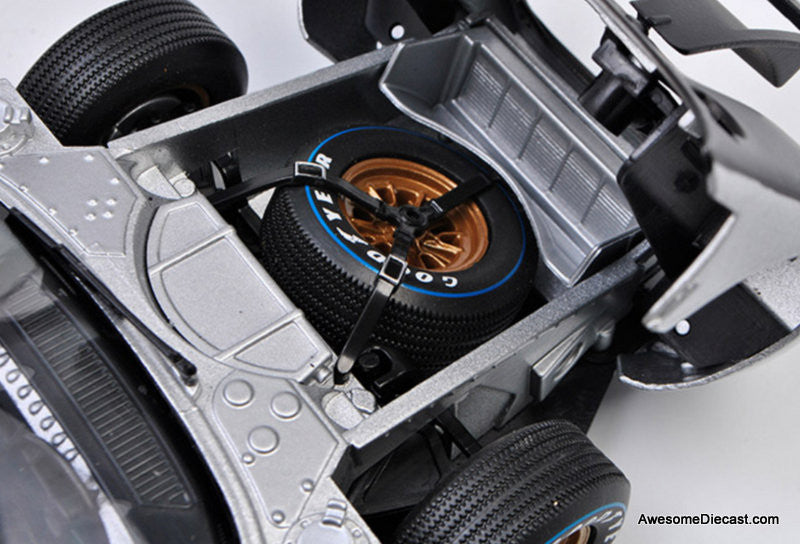 Shelby Collectibles 1:18 1966 Ford GT-40 Mk 11 #7, Silver: 1966 24 Hours Le Mans