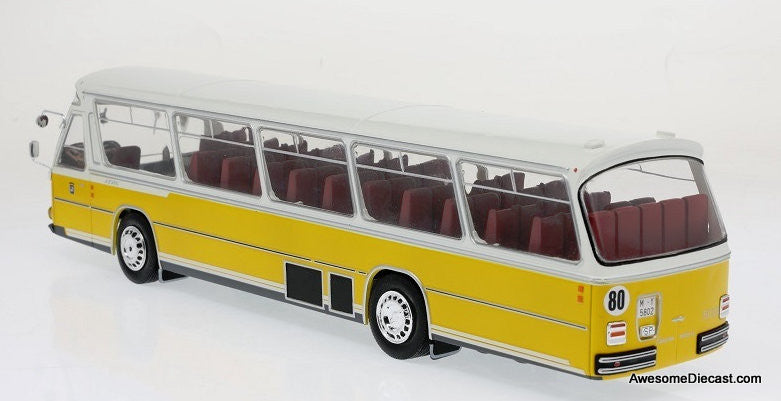 IXO 1:43 1973 Pegaso CL Motor Coach: Madrid Airport Shuttle Bus