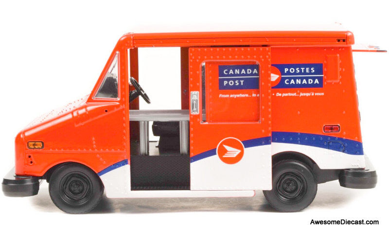 Greenlight 1:18 Canada Post Long Life Postal Delivery Vehicle (LLV)
