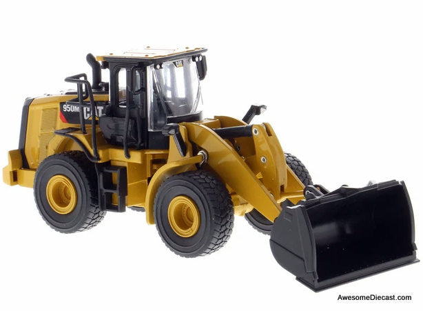 Diecast Masters 1:64 Cat 950M Wheel Loader w/Log Fork & General Purpose Bucket