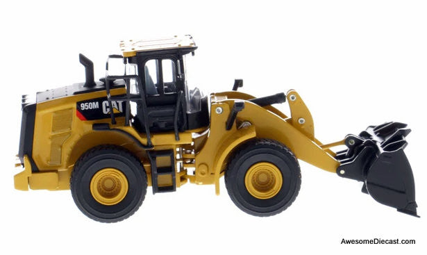 Diecast Masters 1:64 Cat 950M Wheel Loader w/Log Fork & General Purpose Bucket