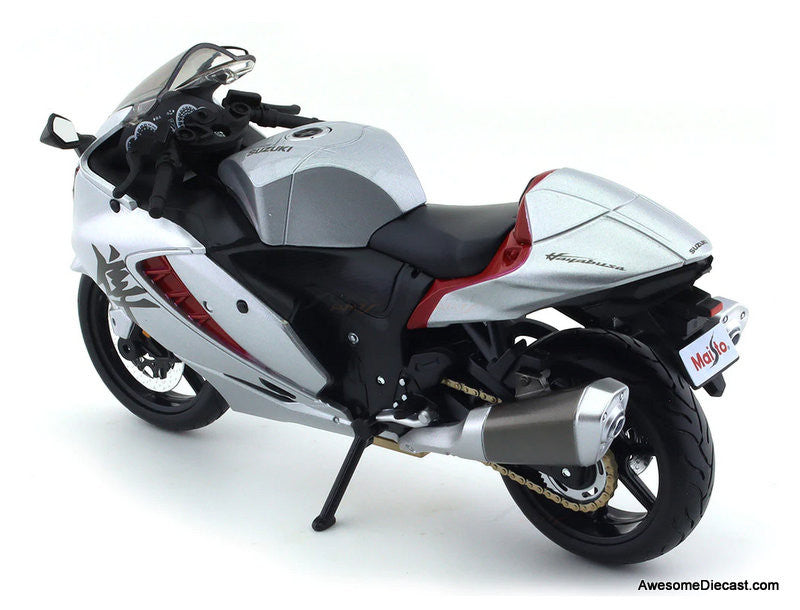 2022 Suzuki Hayabusa Motor Bike, Silver 1:12 Diecast Model Motorcycle by Maisto